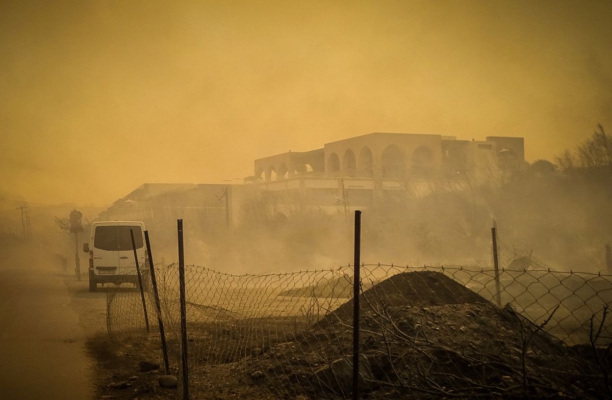 A burnt hotel is seen during a wildfire on the island of Rhodes, Greece, July 22, 2023. Argiris Mantikos/Eurokinissi via REUTERS ATTENTION EDITORS - THIS IMAGE HAS BEEN SUPPLIED BY A THIRD PARTY. NO RESALES. NO ARCHIVES. NO EDITORIAL SALES IN GREECE